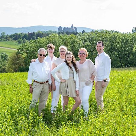 Familie Hopfeld - Hotel Dreikoenigshof Stockerau Exterior foto